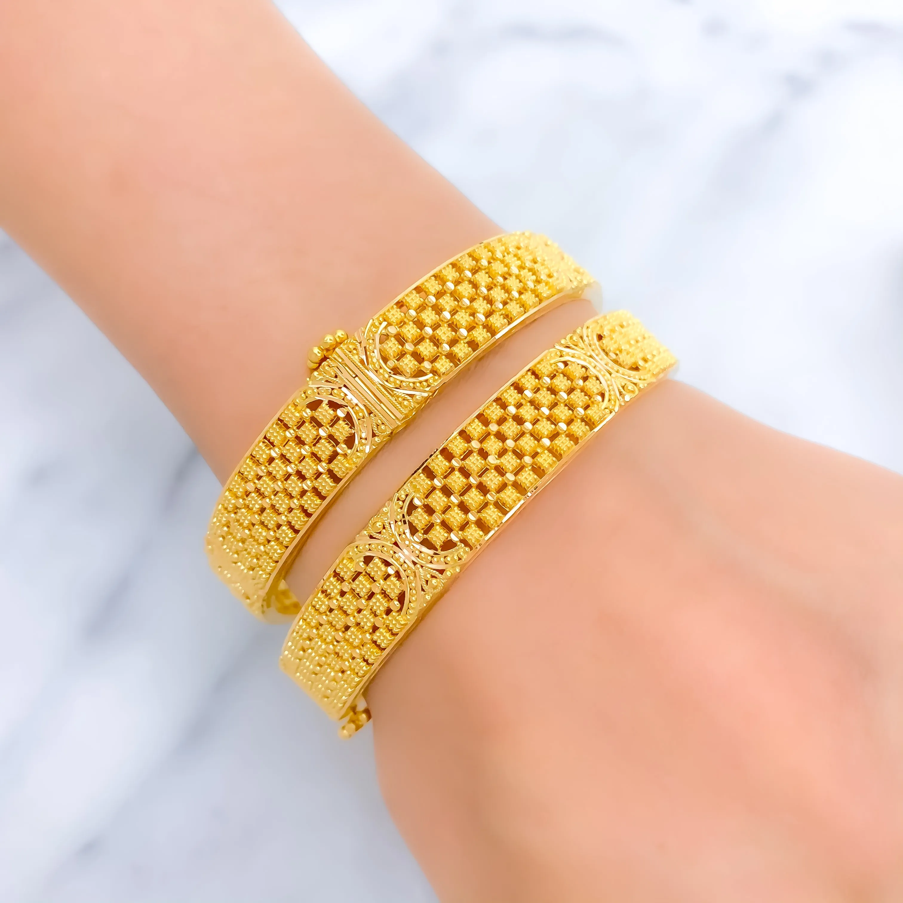 Beautiful Symmetrical Checkered 22k Gold Bangles