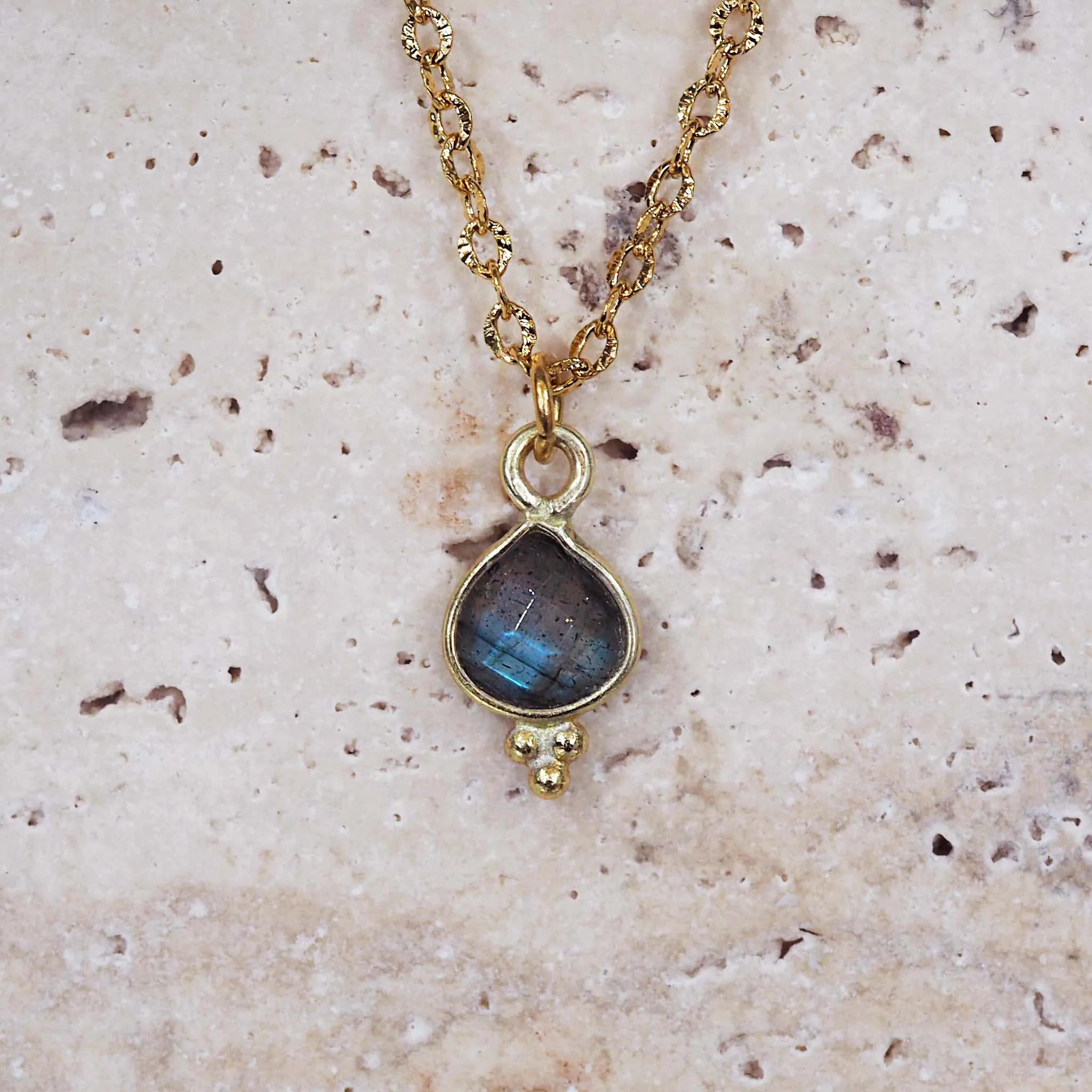 Dainty Labradorite Necklace