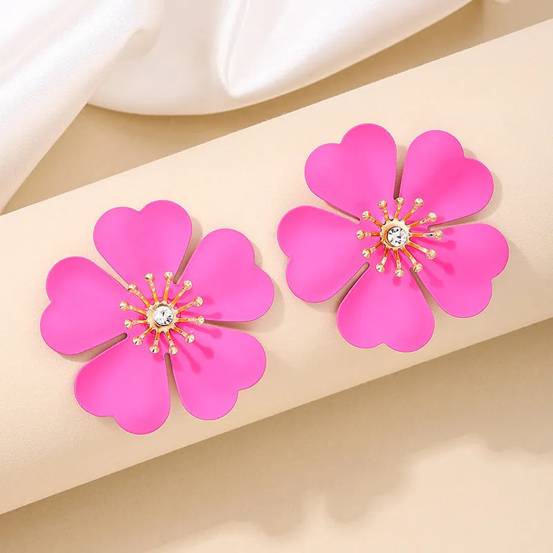 Exquisite Metallic Heart and Petal Stud Earrings with a Fashionable Twist