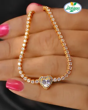 GLINTING GLOSSY DIAMOND NECKLACE