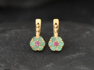 Gold Flower Earrings - Natural Emerald Earrings, Green Daisy Earrings