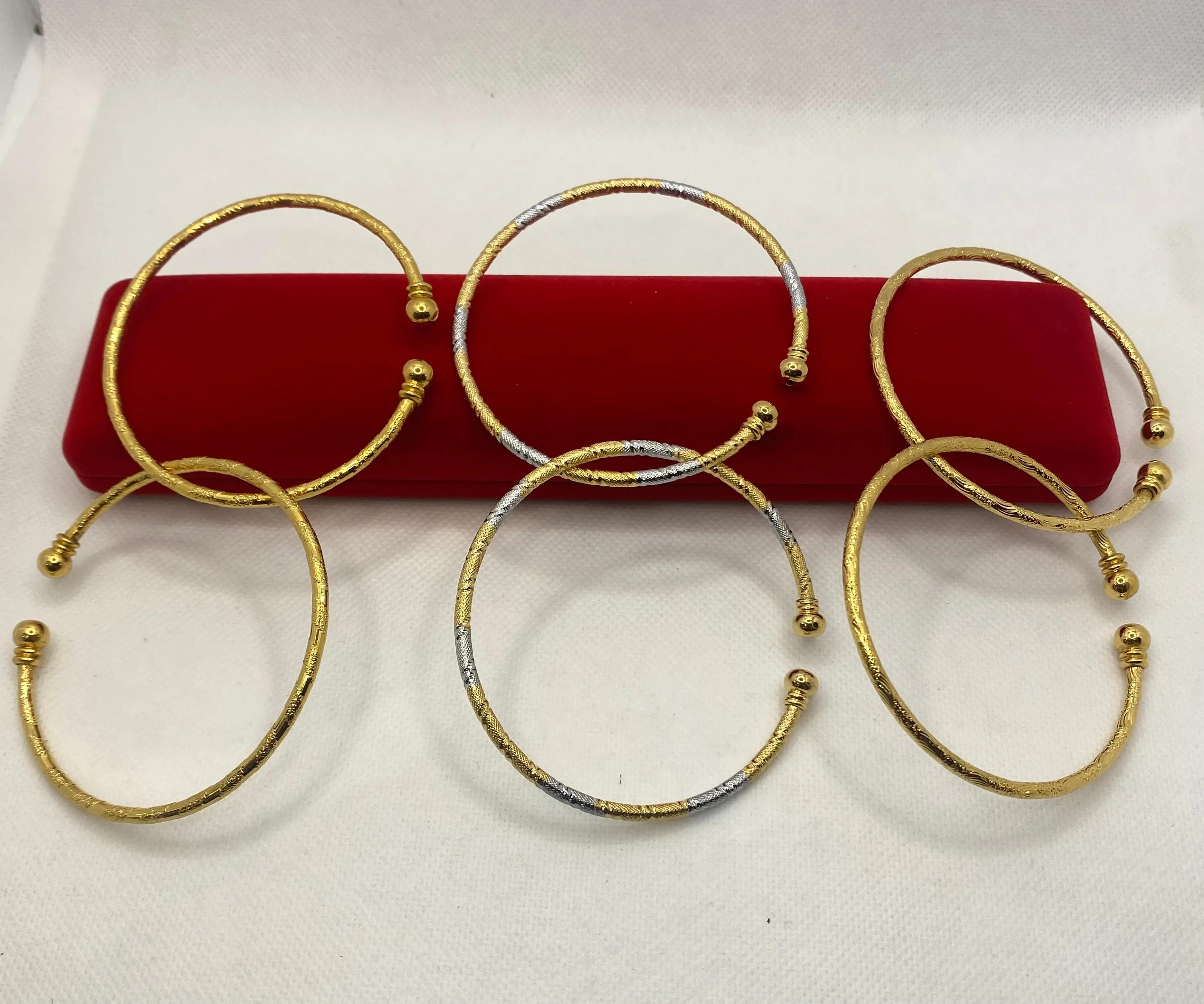 Gold plated free size bangles