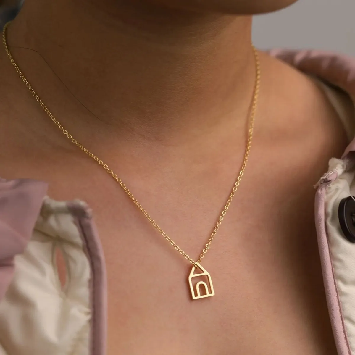 Kyerlyn Dainty Gold House Necklaces