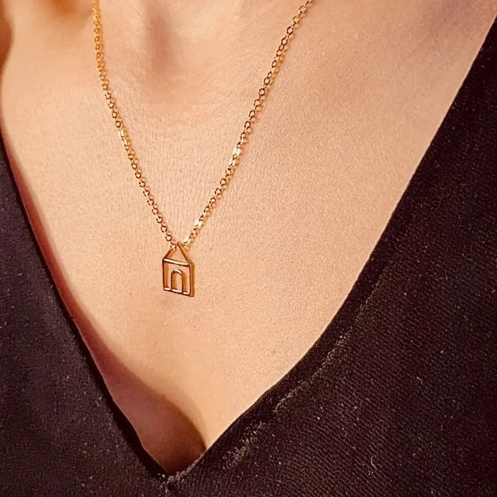 Kyerlyn Dainty Gold House Necklaces