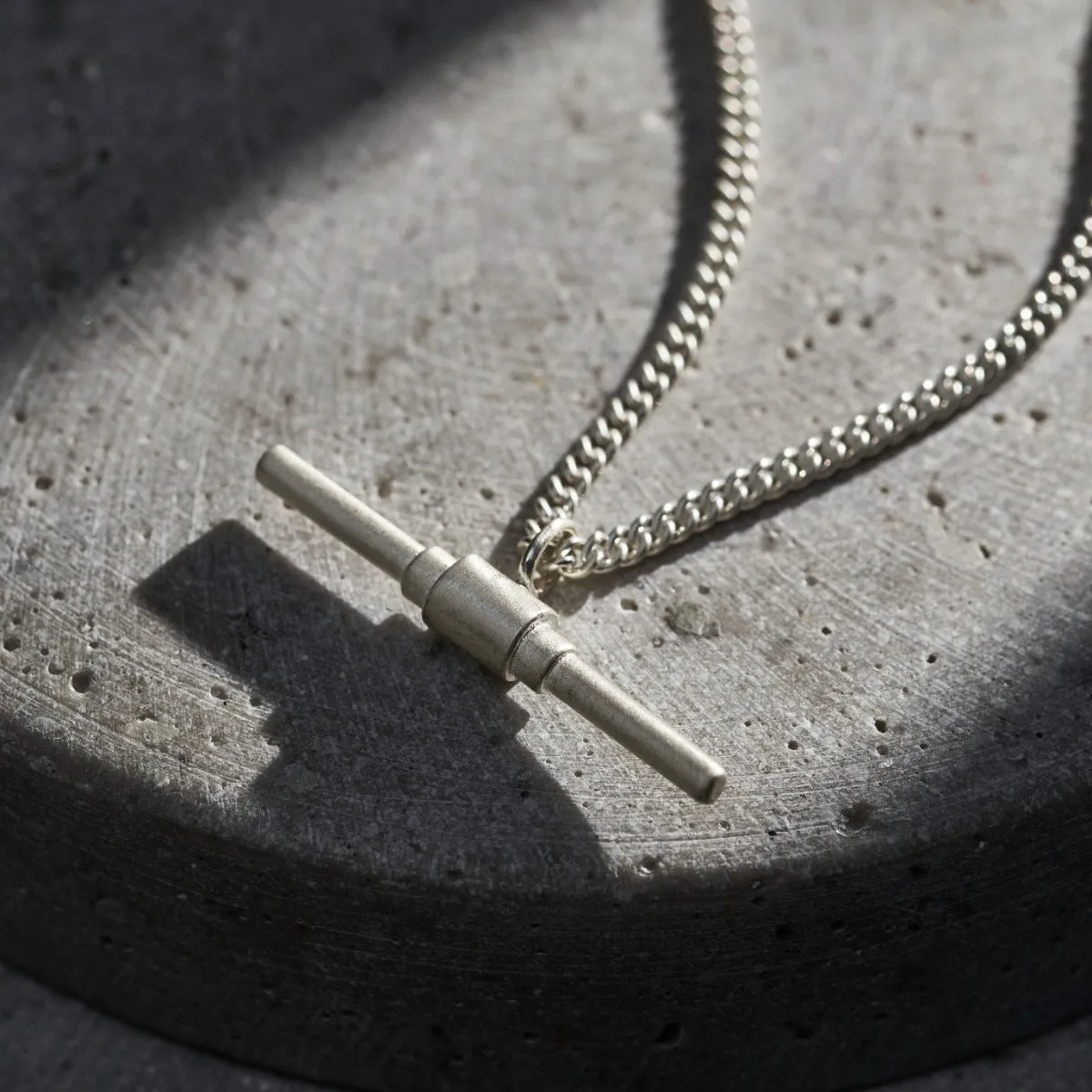 Men's T Bar Pendant Necklace