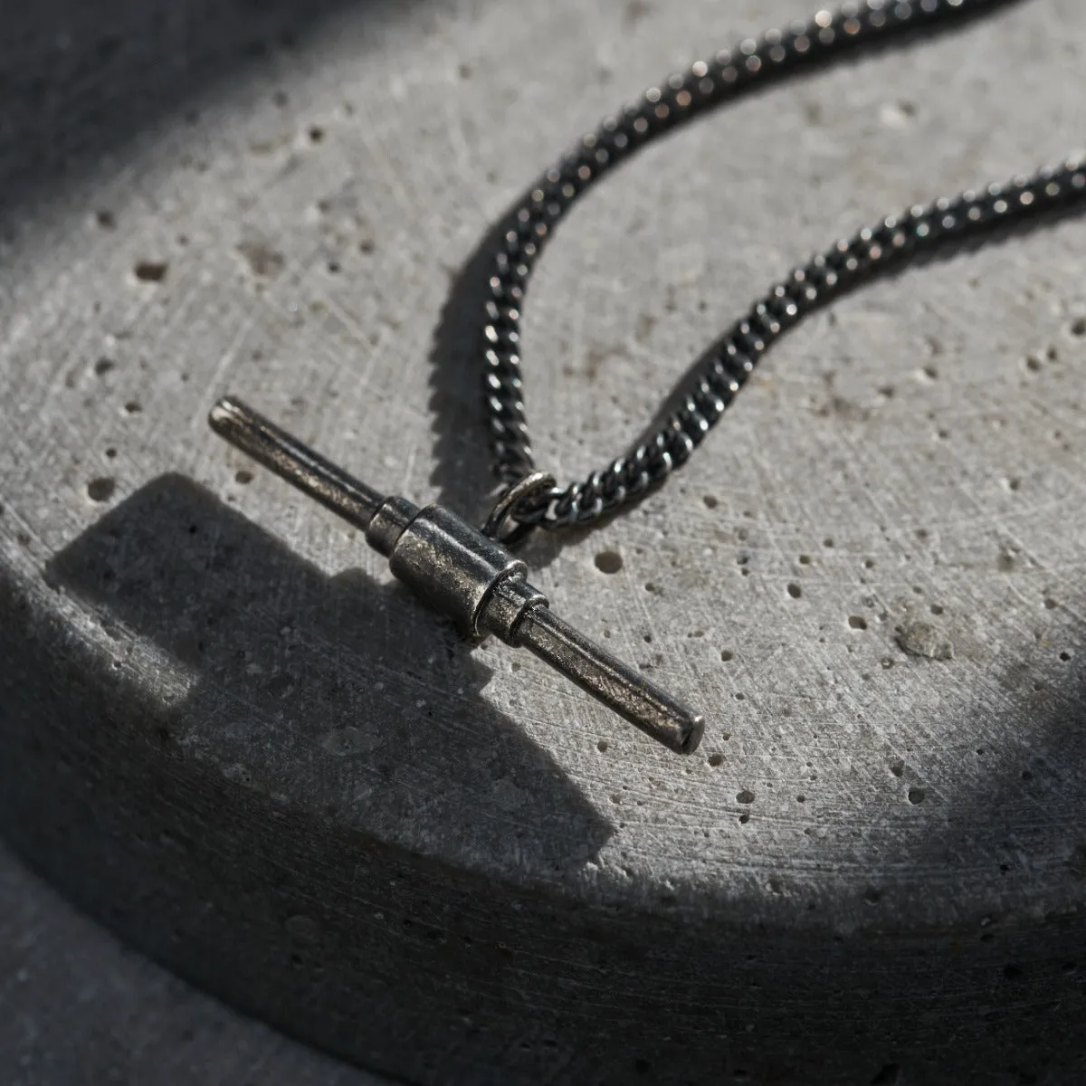 Men's T Bar Pendant Necklace