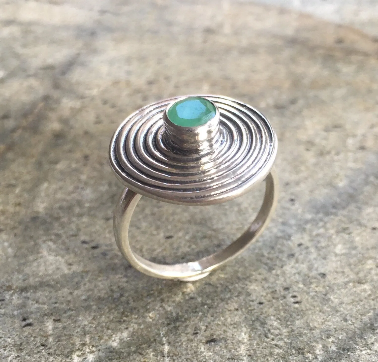 Natural Emerald Ring - Green Spiral Ring - Vintage Cocktail Ring