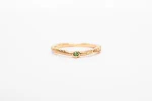 Twiggy ring V wave / stacking ring  - Style N°43 forest green diamond