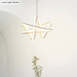 Twisted White Linear Hanging Lamp Kit: LED Metal Ceiling Chandelier with Warm/White Light