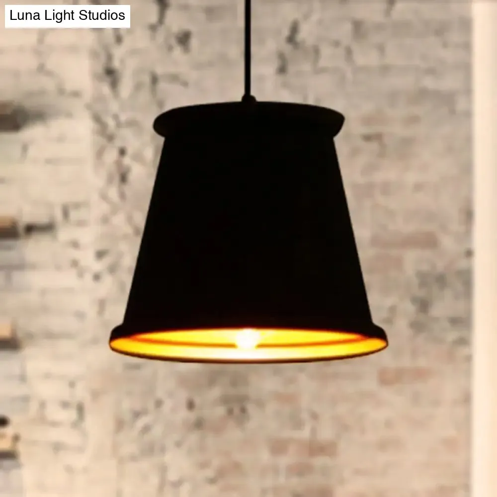 Vintage Style Pendant Light with Metal Shade | 1 Bulb Suspension Lighting for Dining Room in Black/White/Bronze